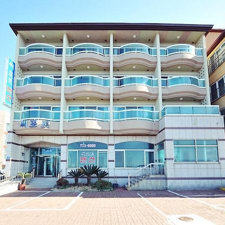 Jeju Sea-Port Pension Exteriör bild