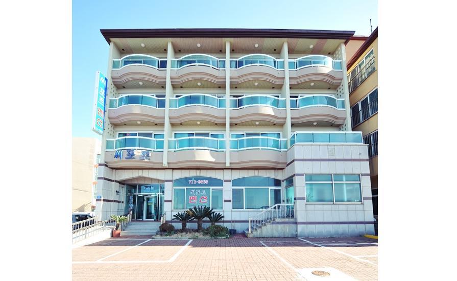 Jeju Sea-Port Pension Exteriör bild