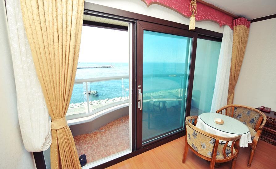 Jeju Sea-Port Pension Exteriör bild